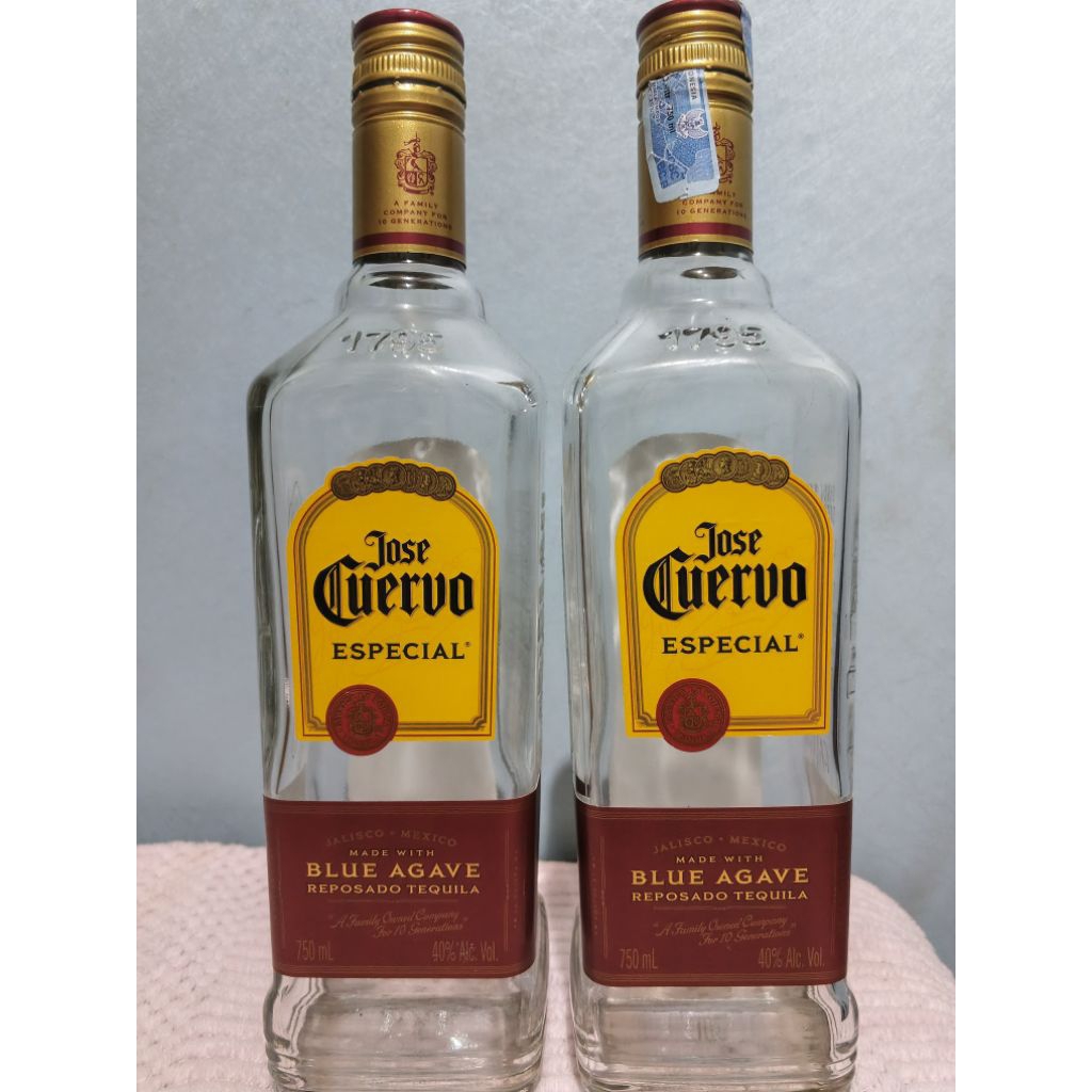 botol kosong bekas minuman jose cuervo