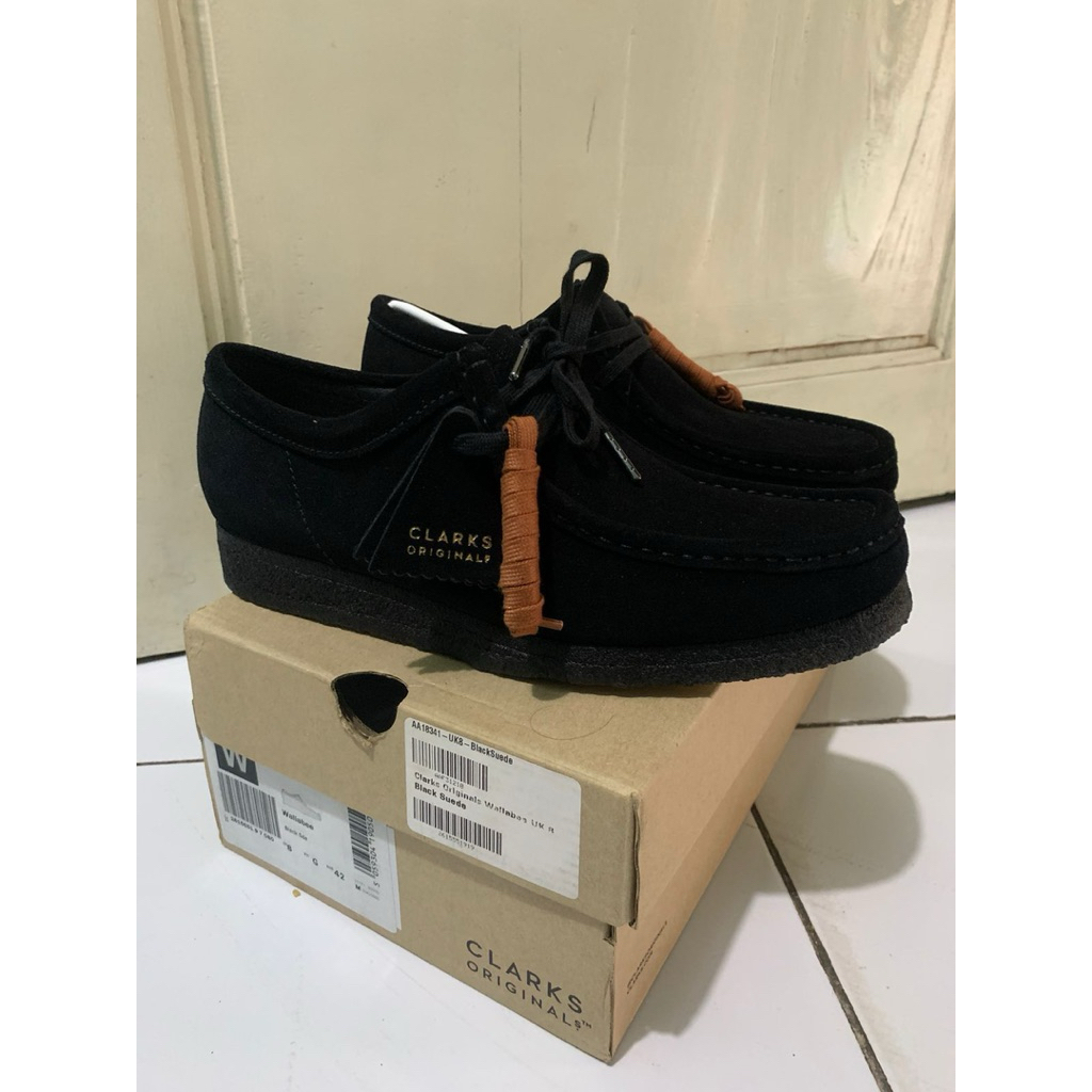 Clarks Wallabee Black Suede