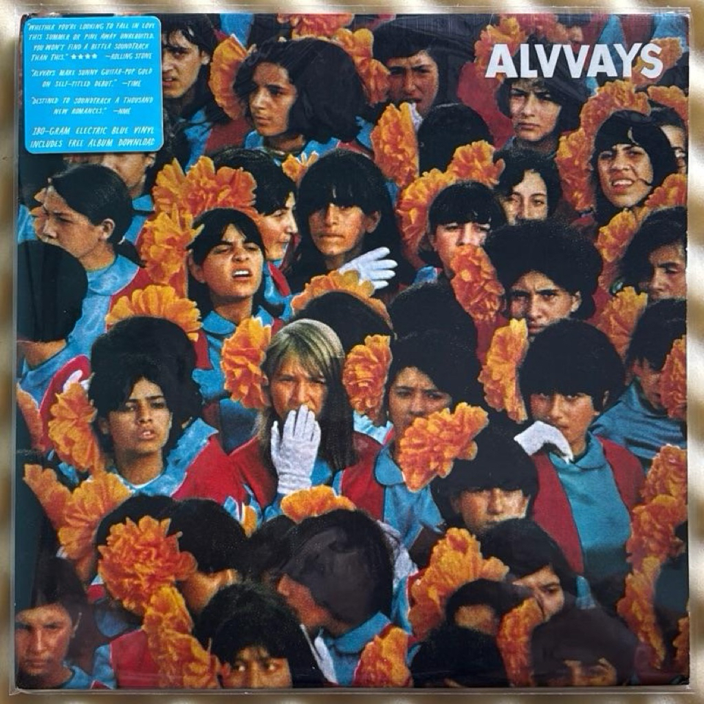 Piringan Hitam Vinyl Alvvays (Electric Blue Vinyl)