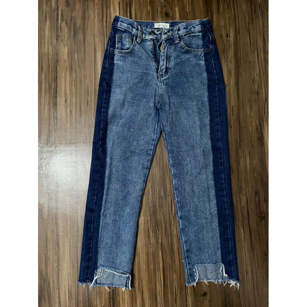 Preloved jeans One Day