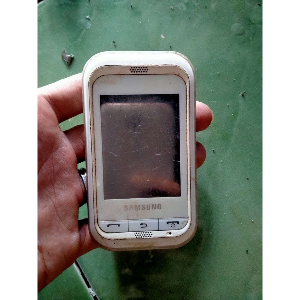 Samsung GT-c3303i