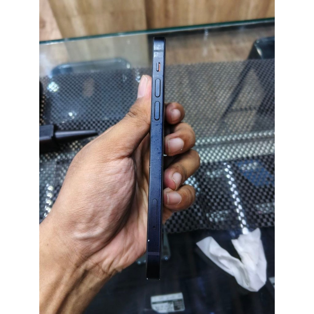 iPhone 12 64GB Black Second Fullset Resmi Bea Cukai Sinyal Aman Minus Face ID Off