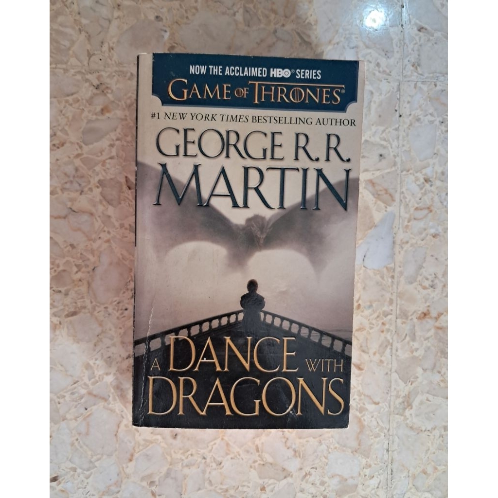 Novel Game of Thrones A Dance With Dragons