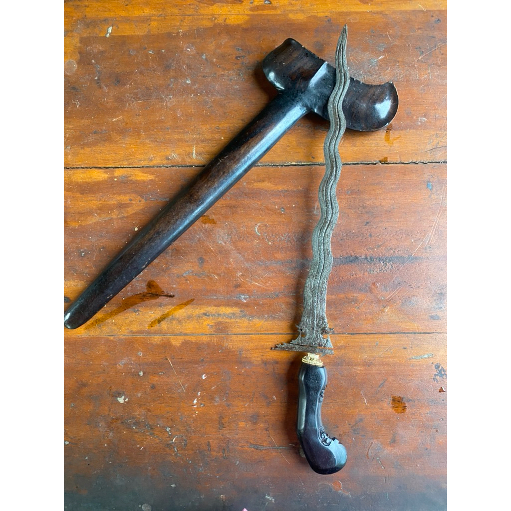 Keris Pusaka Nogo Manten Lokasian