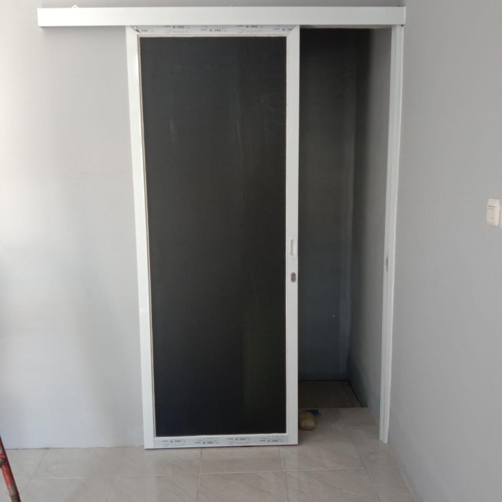 pintu sliding aluminium/pintu sliding kaca/pintu 9055 putih kaca riben 200x90/pintu kamar/pintu slid
