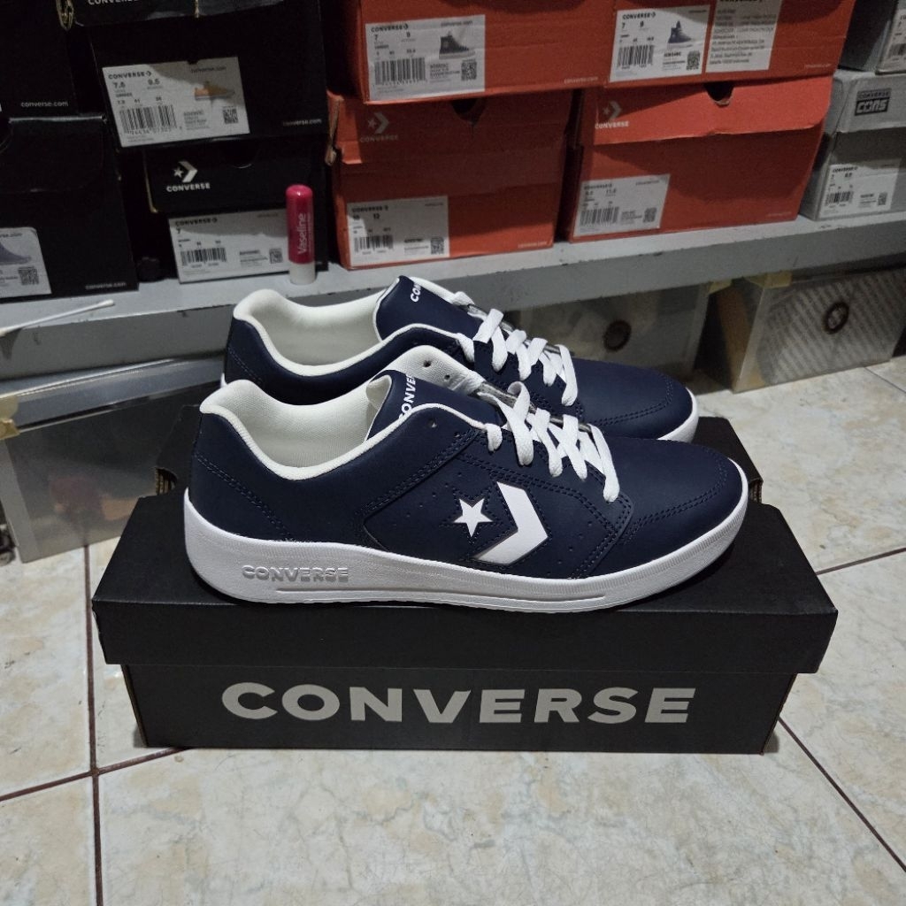 SALE  CONVERSE DAY ONE COURT LEATHER NAVY