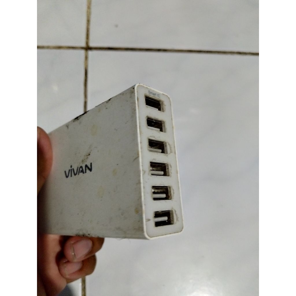 Charger VIVAN