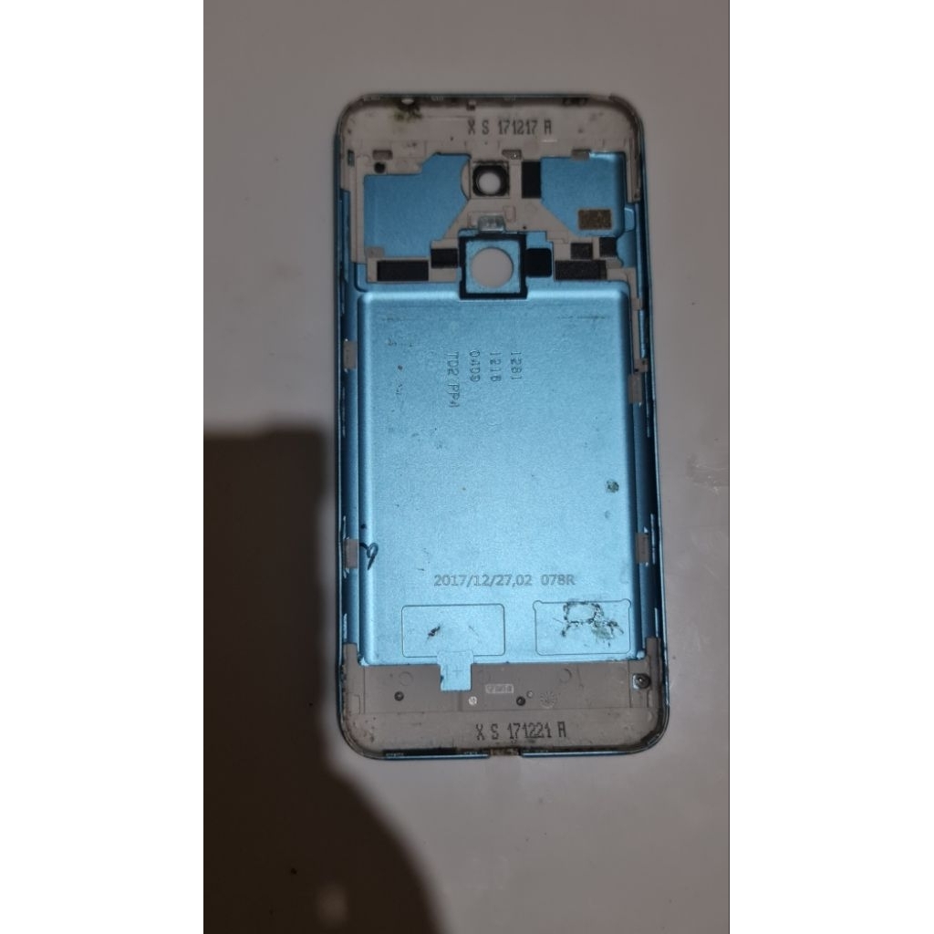backdor ori copotan redmi 5 plus , minus sesuai foto
