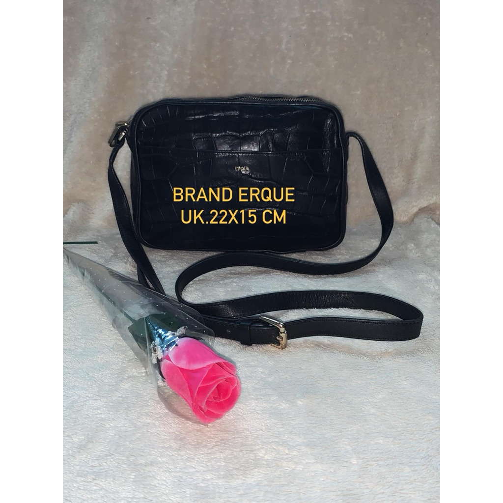 Brand Erque Preloved Sling cambag Kulit Wanita