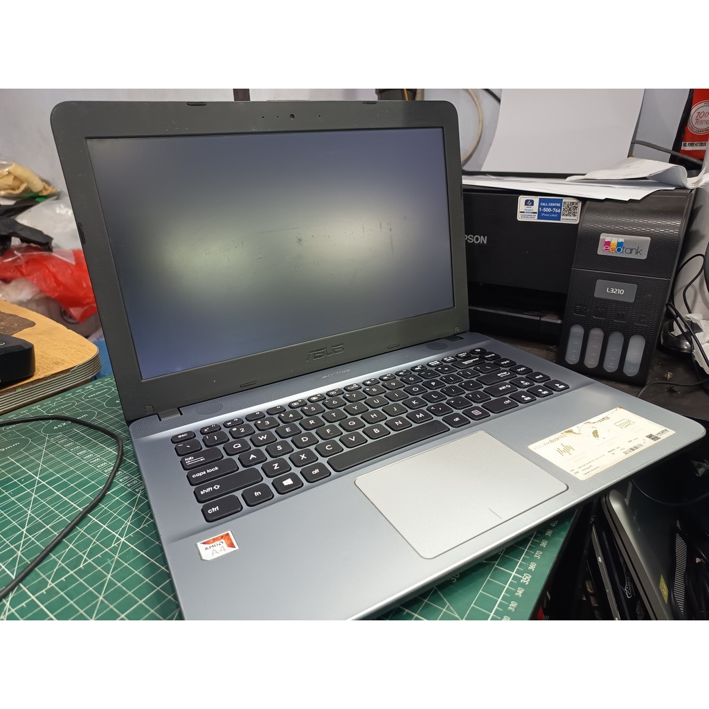 ASUS X441B Bukan Ryzen Core, SSD 128GB + HDD double Storage