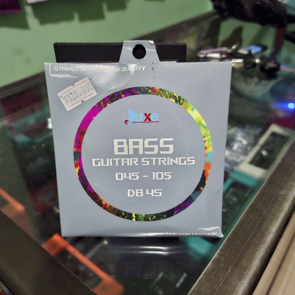 Senar Bass Dluxe original bass 4 string