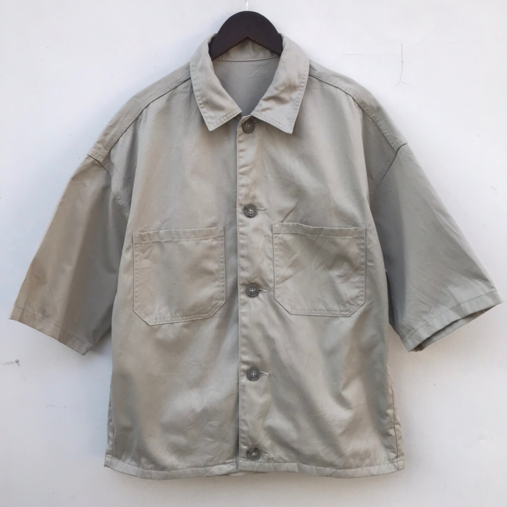 Kemeja Outer by Gu Uniqlo Chef Oversized Shirt Beige sz Large