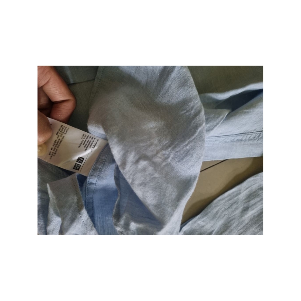 Kemeja Uniqlo Second
