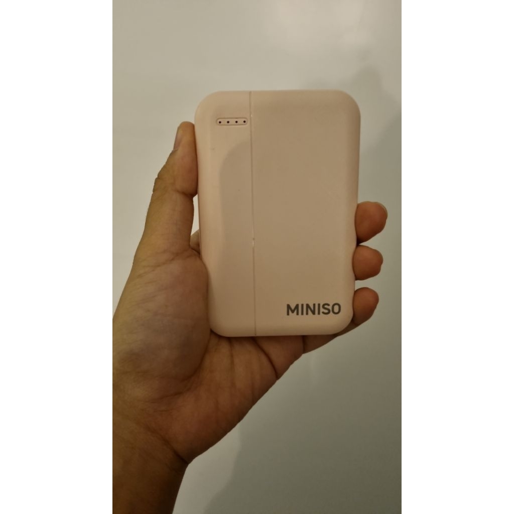 Preloved powerbank miniso