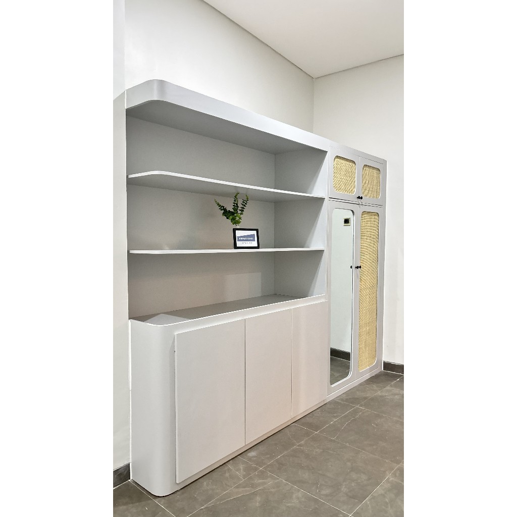 Wardrobe Custom Minimalis