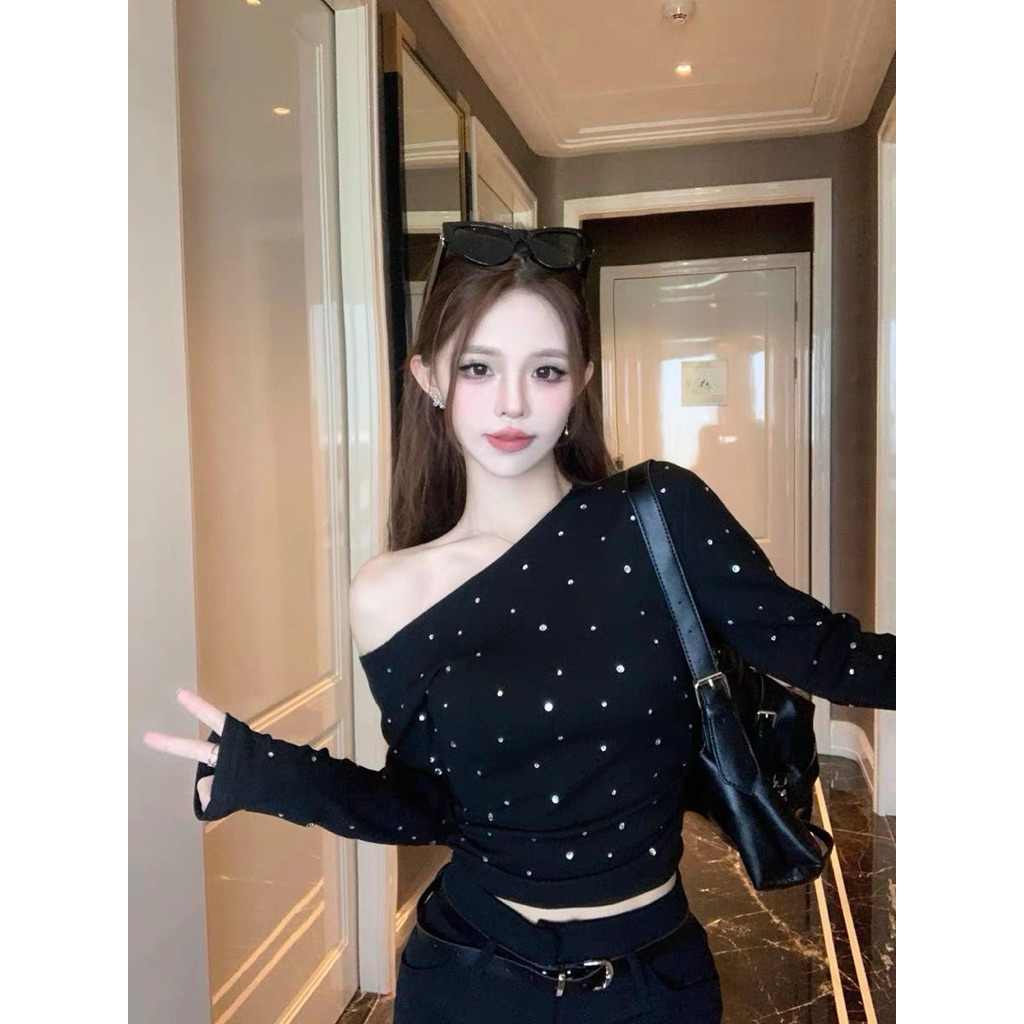 Atasan Off Shoulder