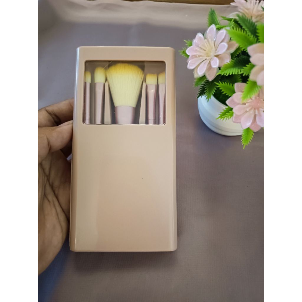 [PRELOVED] Brush Kuas Make Up 5 pcs - Set Isi 5 Pcs Lengkap dengan Cermin Pink Rosegold Coklat