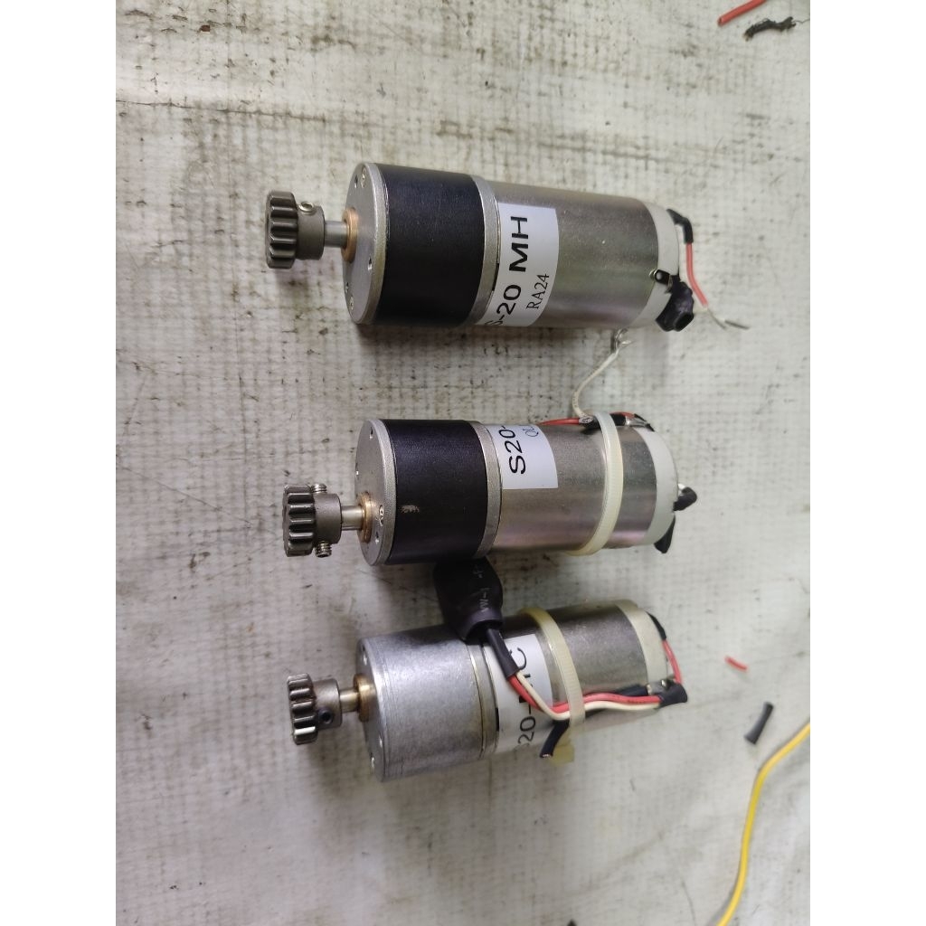 DC motor gearbox 24V