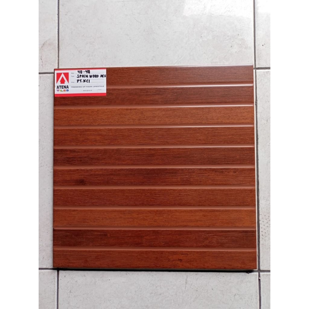 spainwood brown merk atena