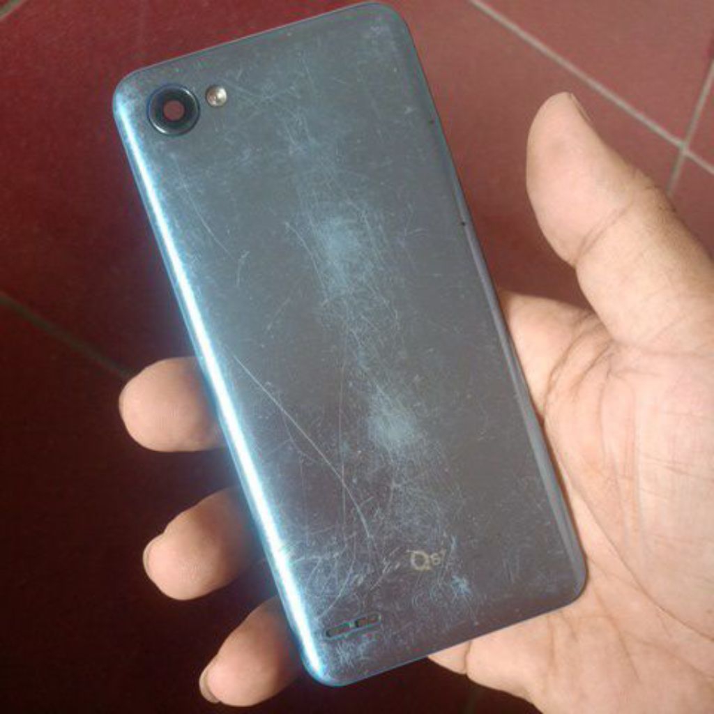 Backdoor bekas plus kaca kamera LG q6+ m700 q6 plus Sesuai foto