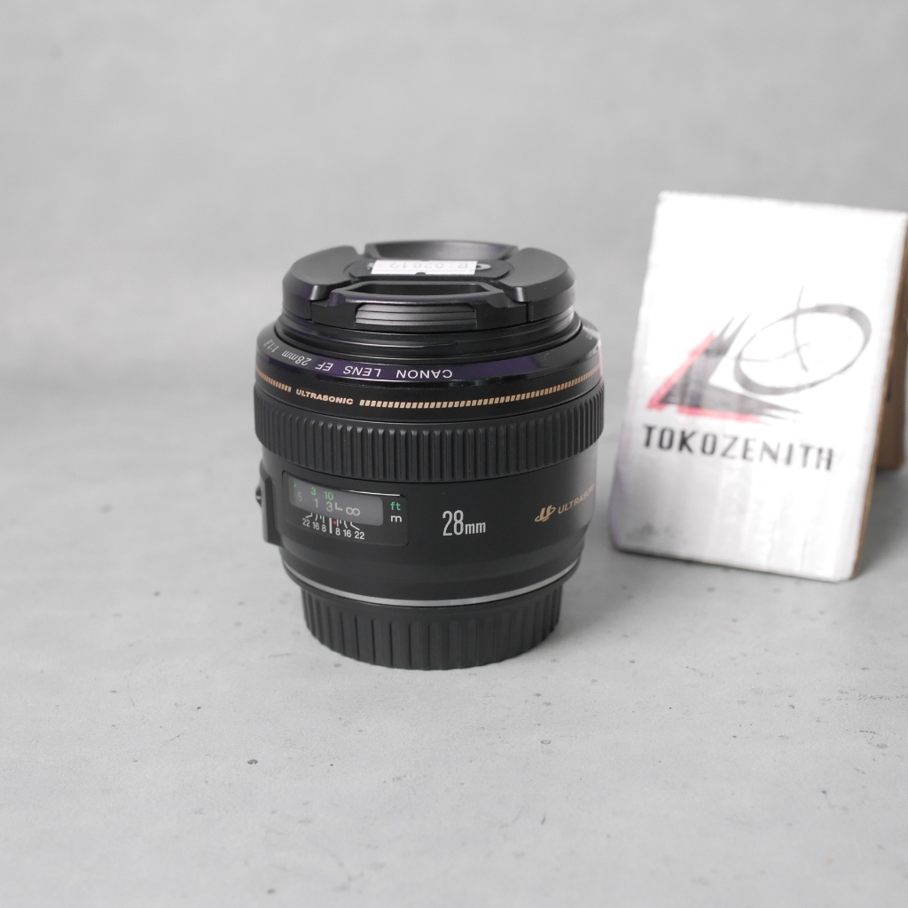 Canon EF 28mm F1.8 - R02819