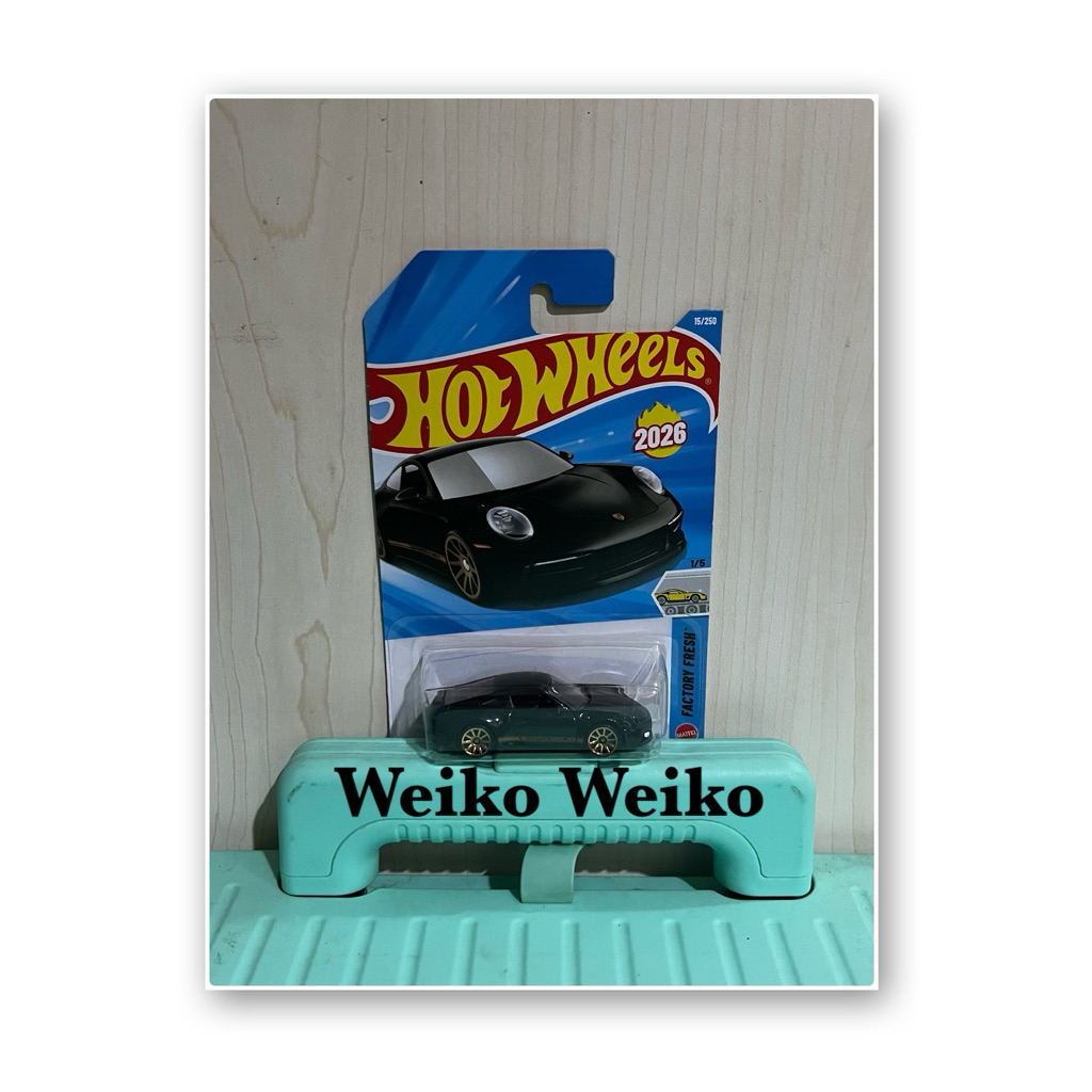 Hotwheels porsche 911 carrera t black