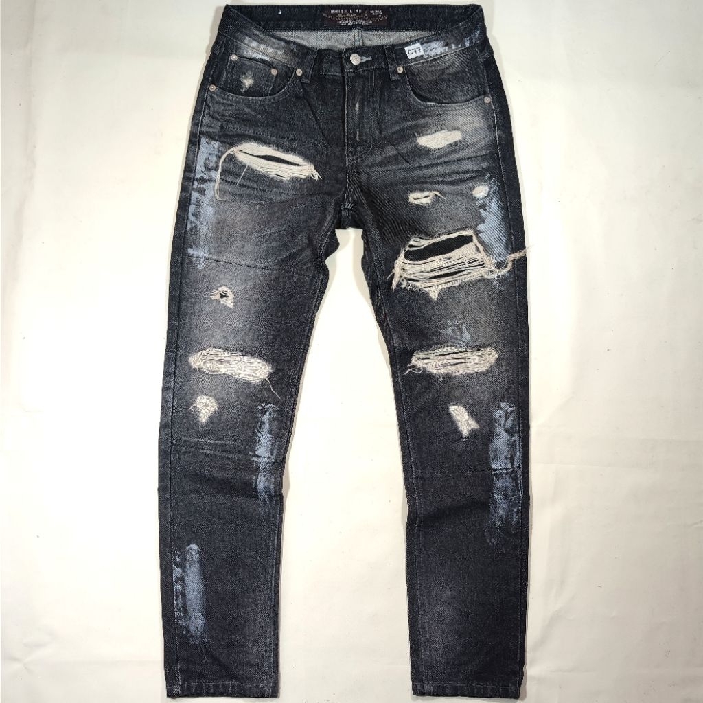 (PERHATIKAN DESKRIPSI) WHITE LINE BY IDUN DENIM BLACK WASH DISTRESSED JEANS