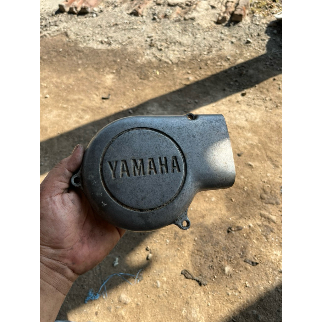 Cover tutup bak blok kalter kiri maghnit magnet Yamaha rs100 RS 100 RS 125 ori