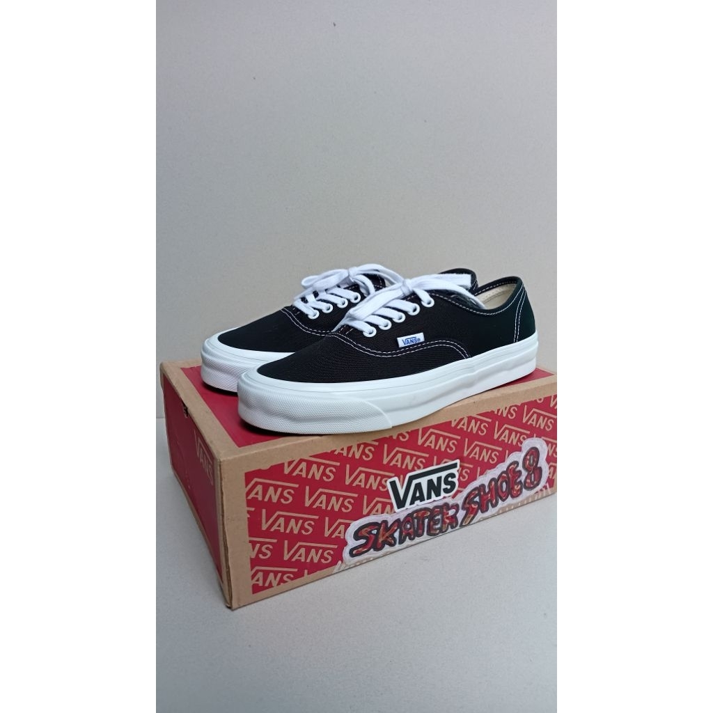 Preloved vans authentic vault og