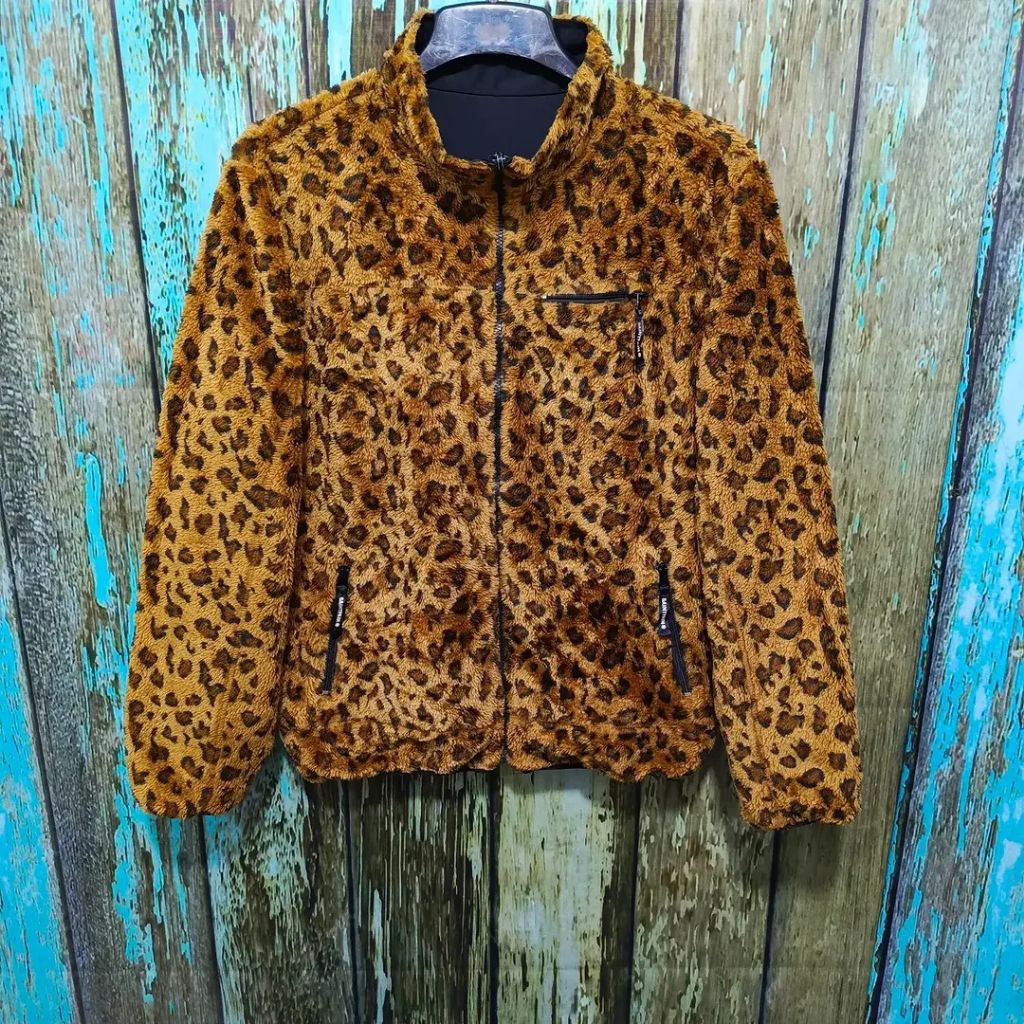 jaket SAINT PAINT bolak balik size XL casual bagus original