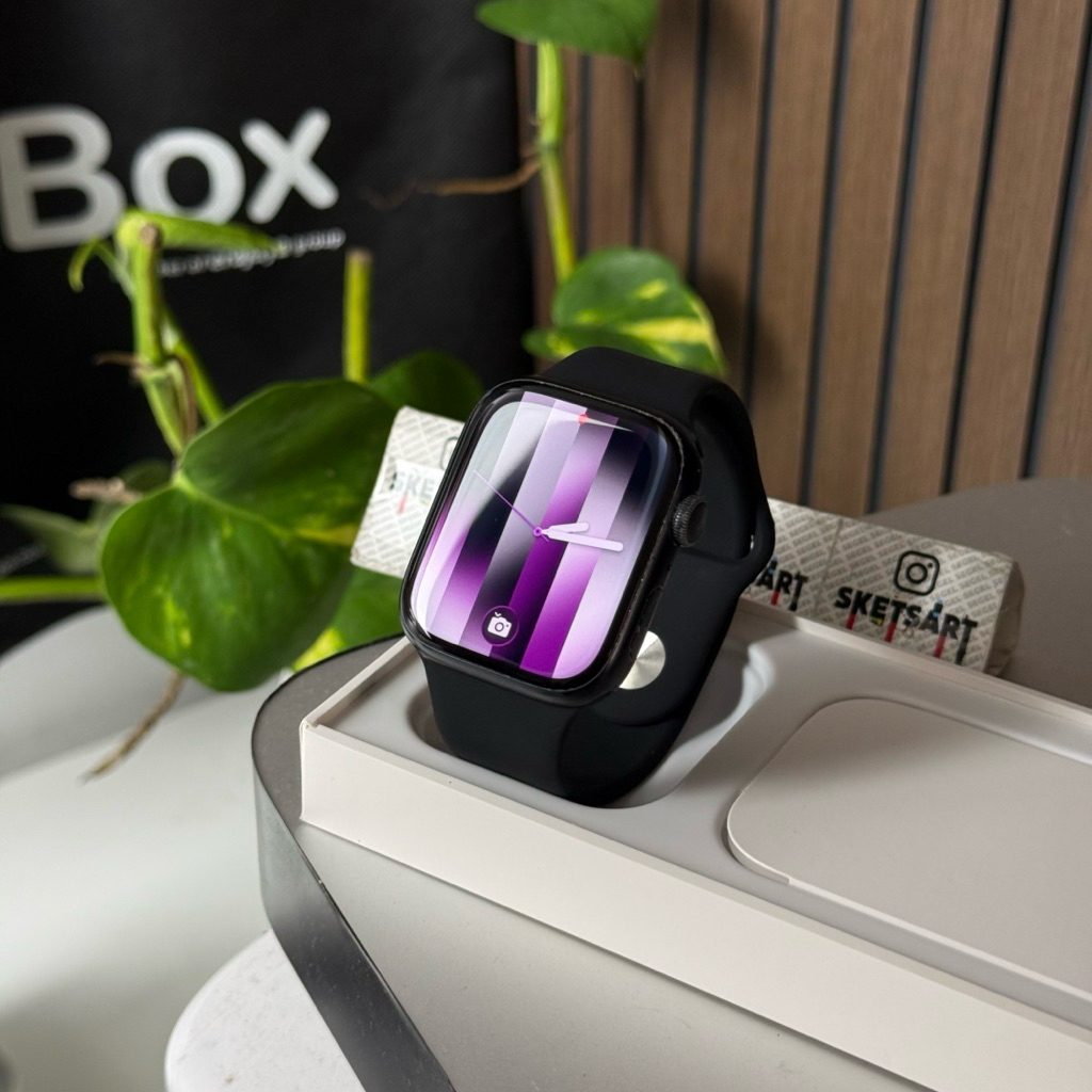 Apple Watch Series 8 45mm iBox Black iwatch Battery Health 83%