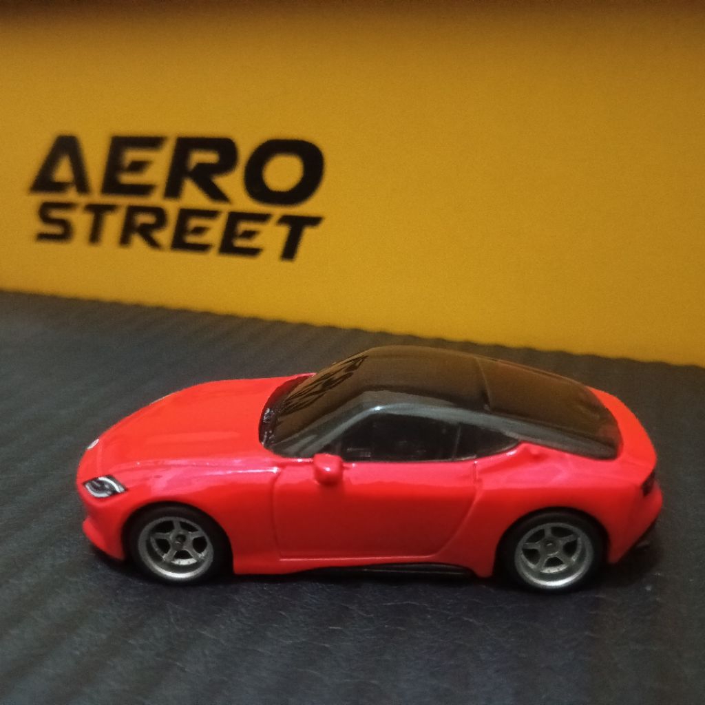 HW 2023 Nissan Z (Ban Karet)