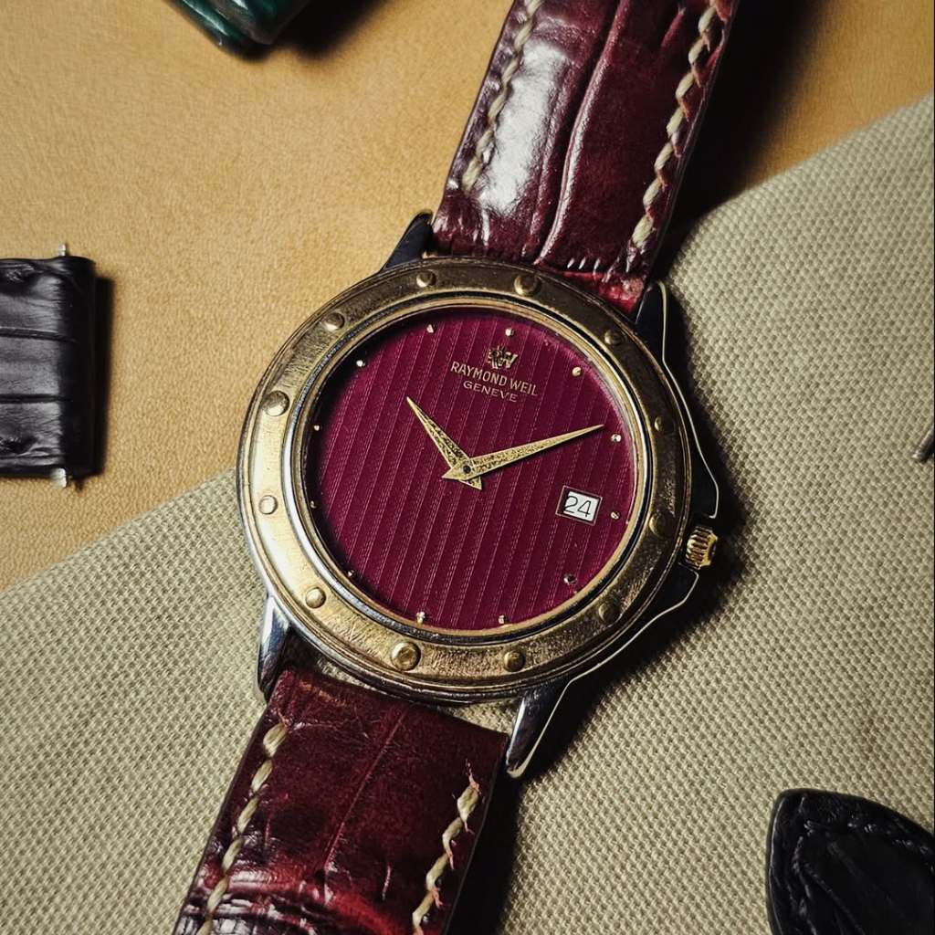 Vintage raymond weil tango 5560 red guilloche dial