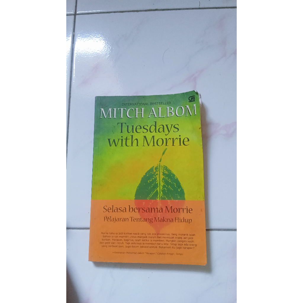 Tuesdays with morrie (Selasa Bersama Morrie) - Mitch Albom