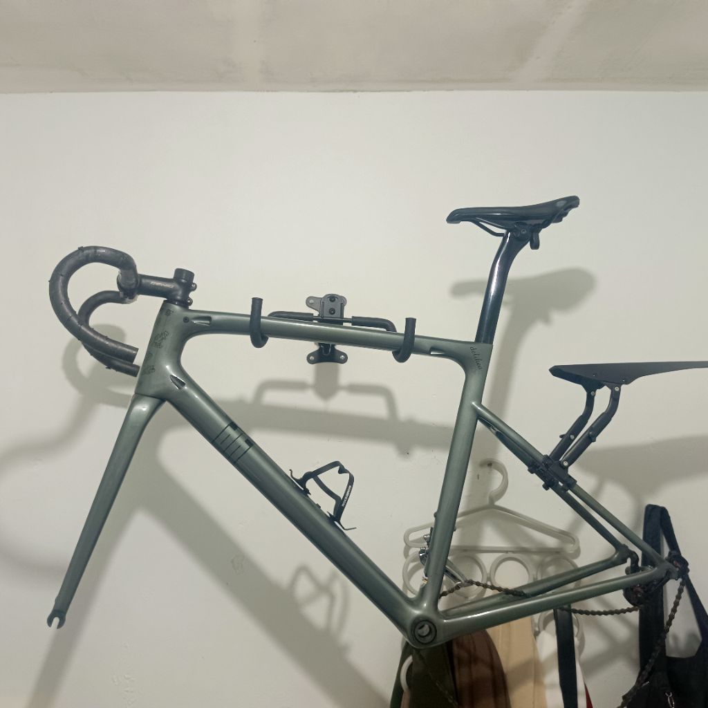 frame delihea rest