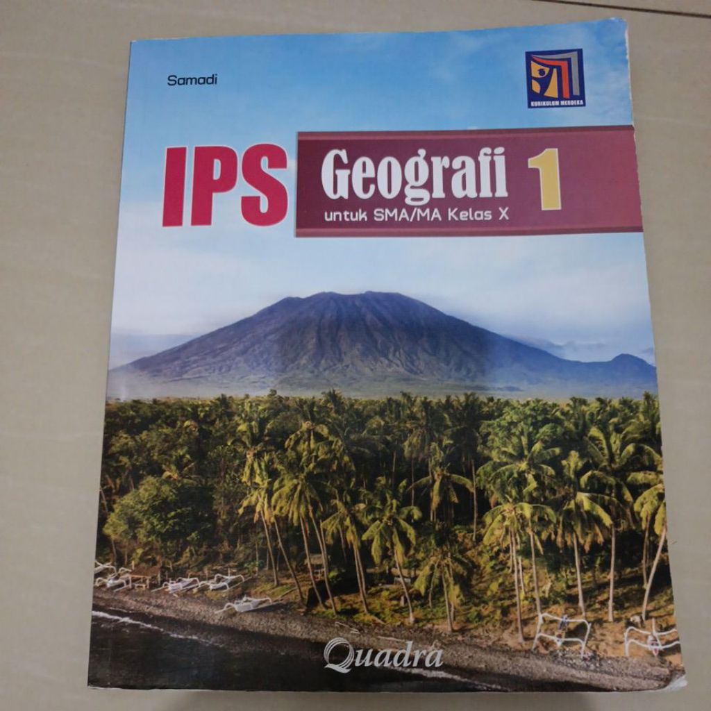 Buku IPS Geografi kelas 10 bekas original. Penerbit Quadra