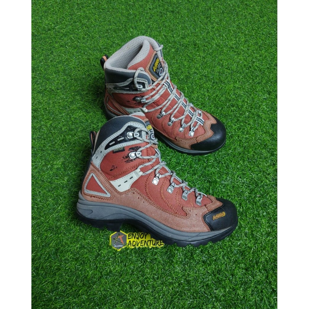 sepatu gunung trekking asolo size 37
