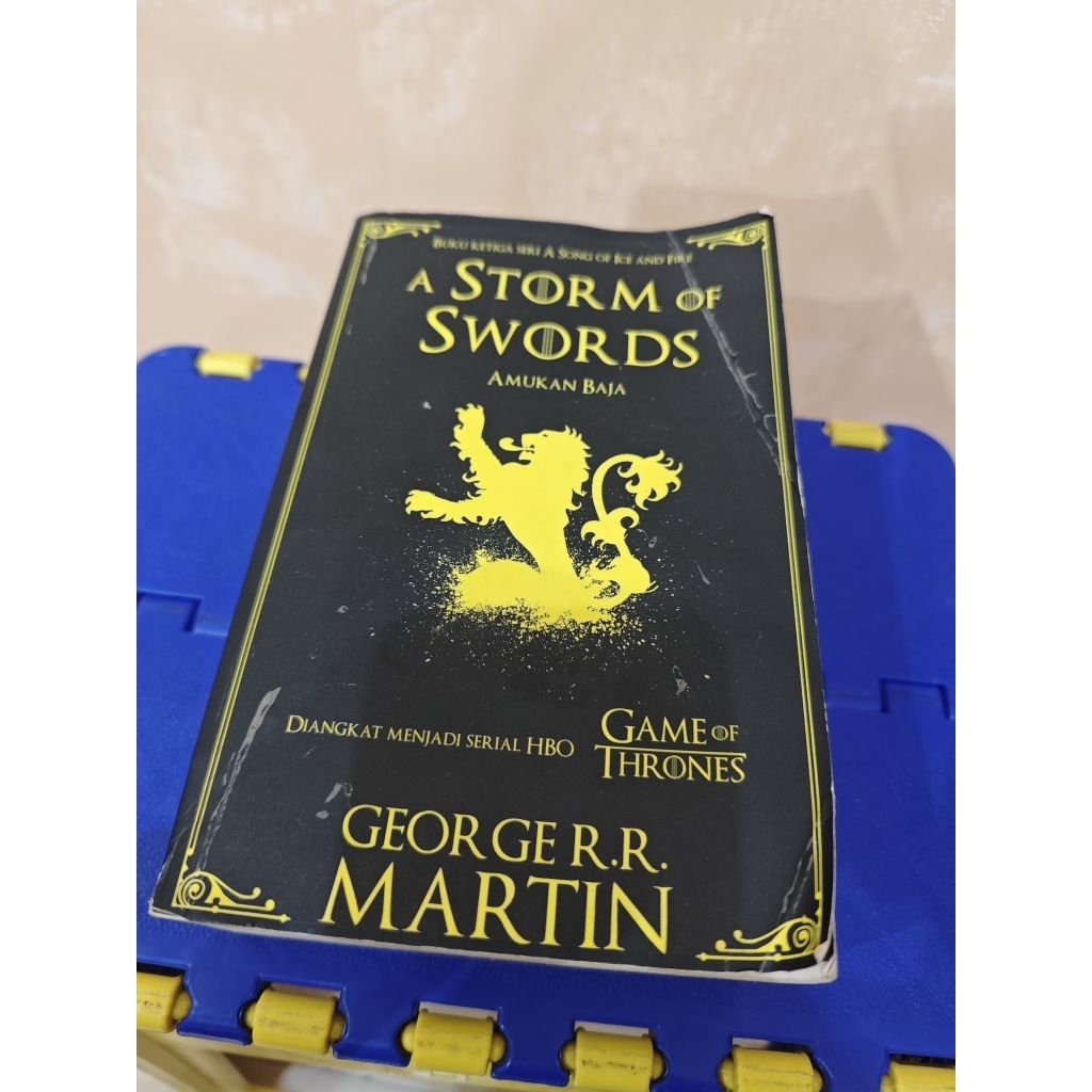 Novel ORI Original A Storm Of Swords song of ice and fire preloved sword bekas buku game of thrones 