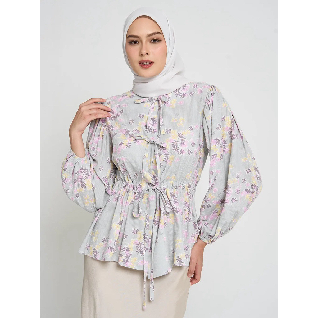 Baru dengan tag - Baju brand Kamiidea size M