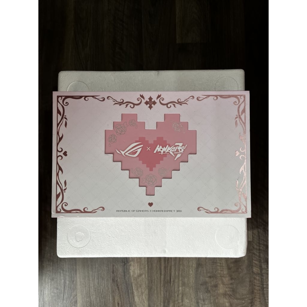 Original gift box Elysia special edition ASUS ROG Phone 9 FE, featuring pink branding from a Honkai 