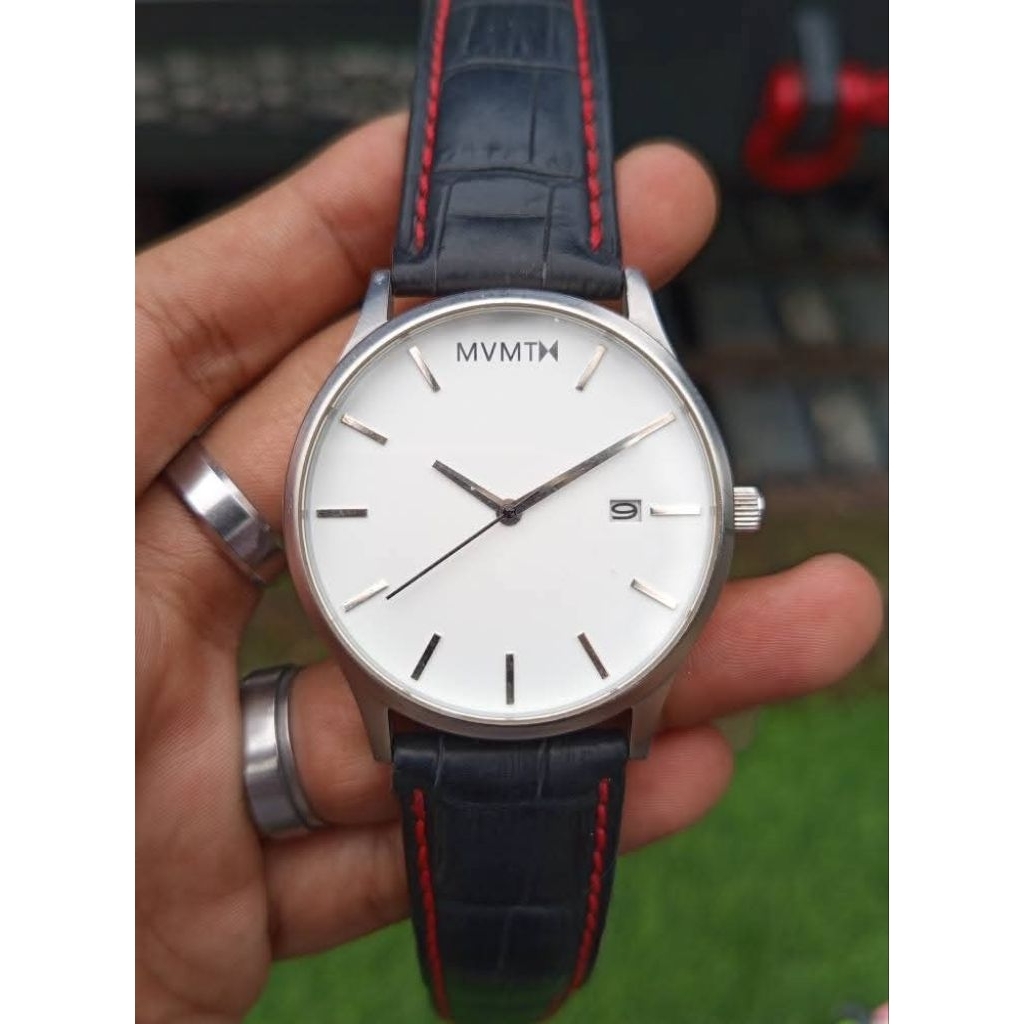 Jam tangan merk MVMT (ORIGINAL)