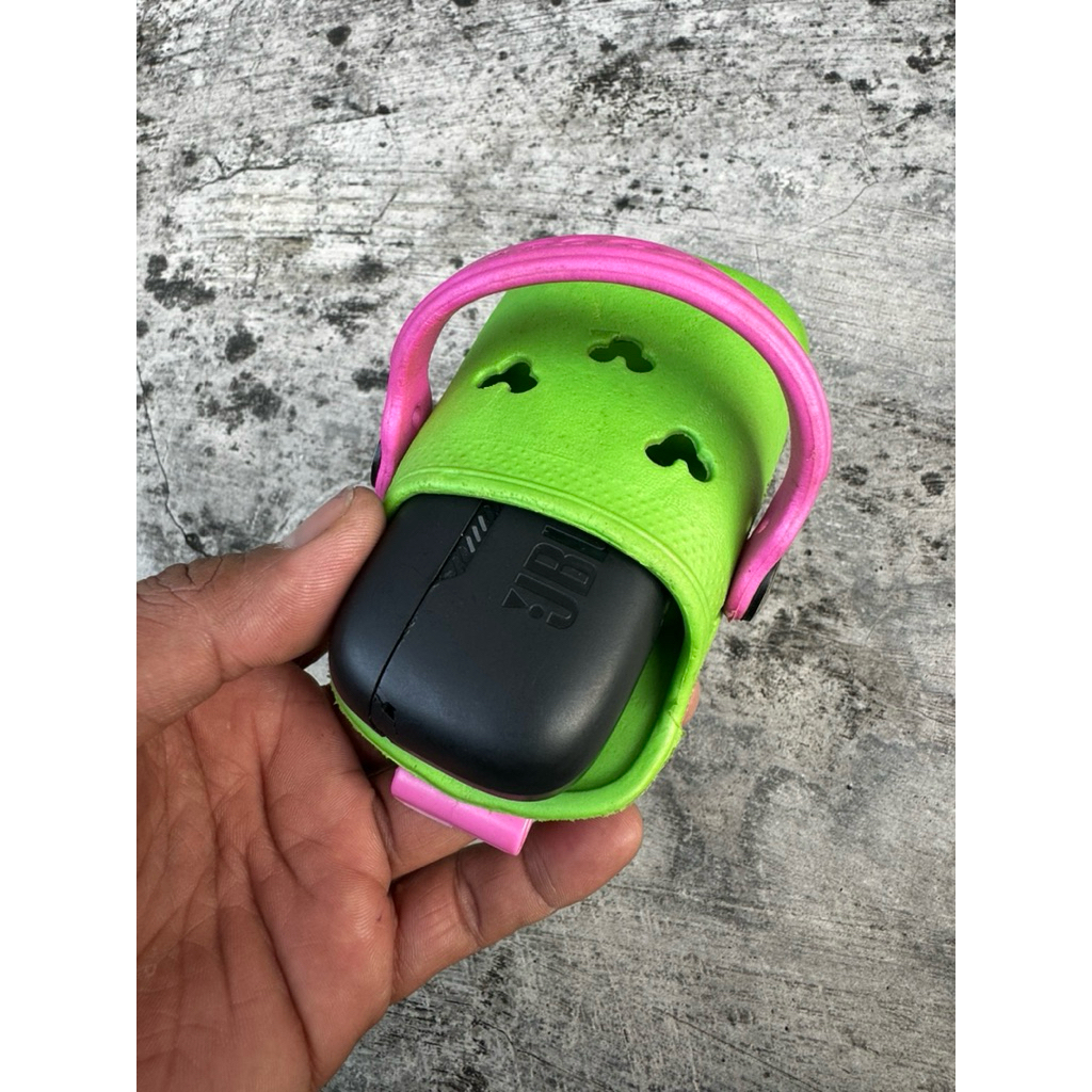 CROGS GREEN CASE IPOD TWS SIZE S SECOND MULUS