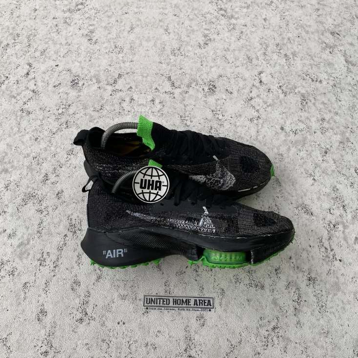 Sepatu Off-Wh*te x N*ke Air Zoom Turbo Next% Flyknit 'Black' CV0697-001 Second Original Guarantee