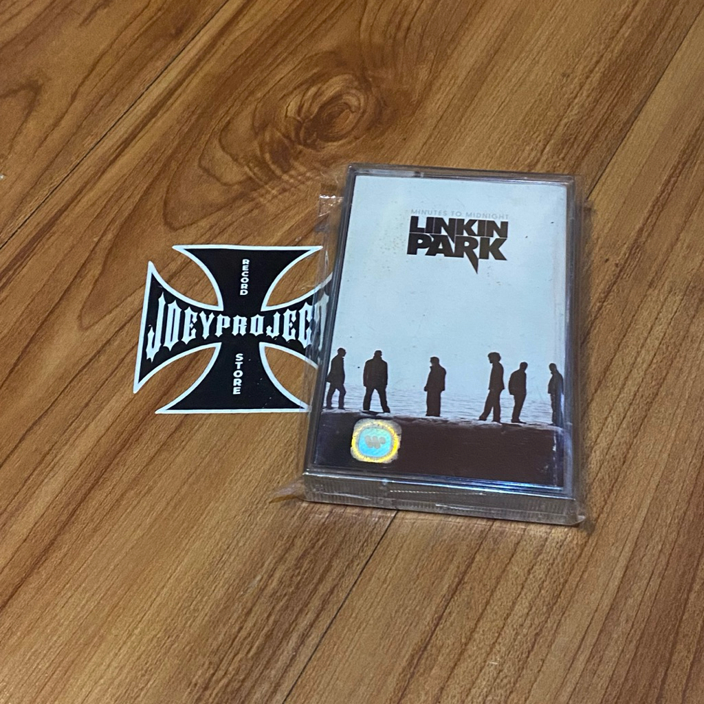 kaset linkin park - minutes to midnight