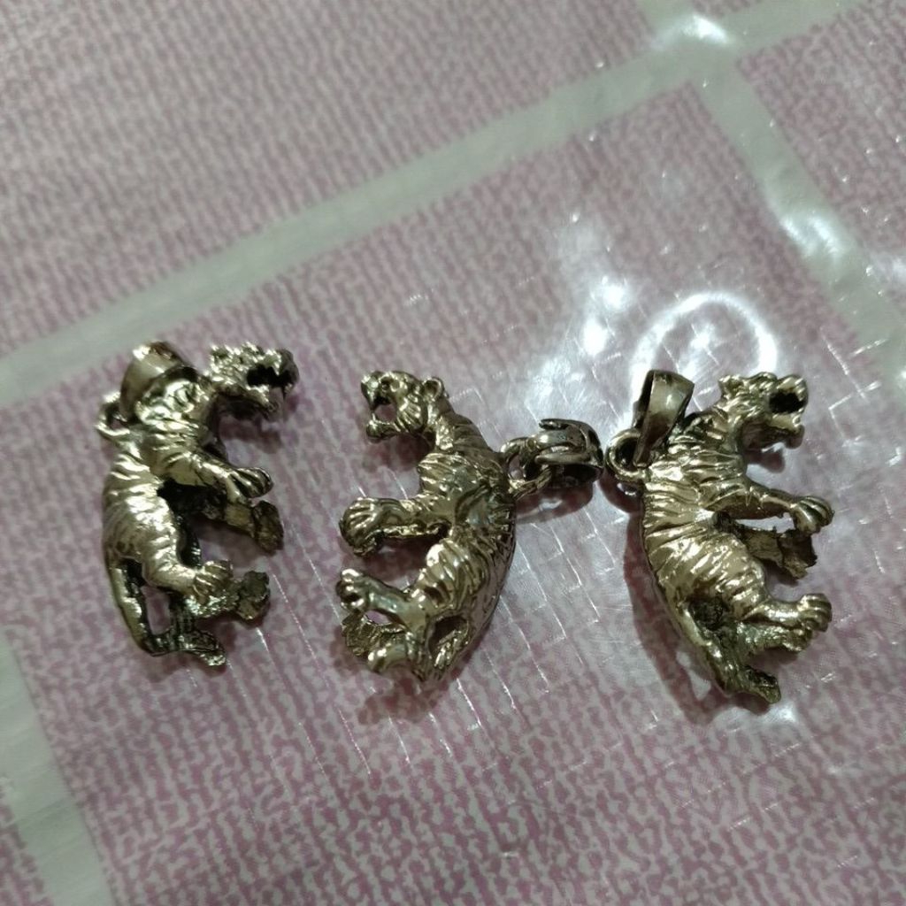 ring liontin buat tarcan kuhar