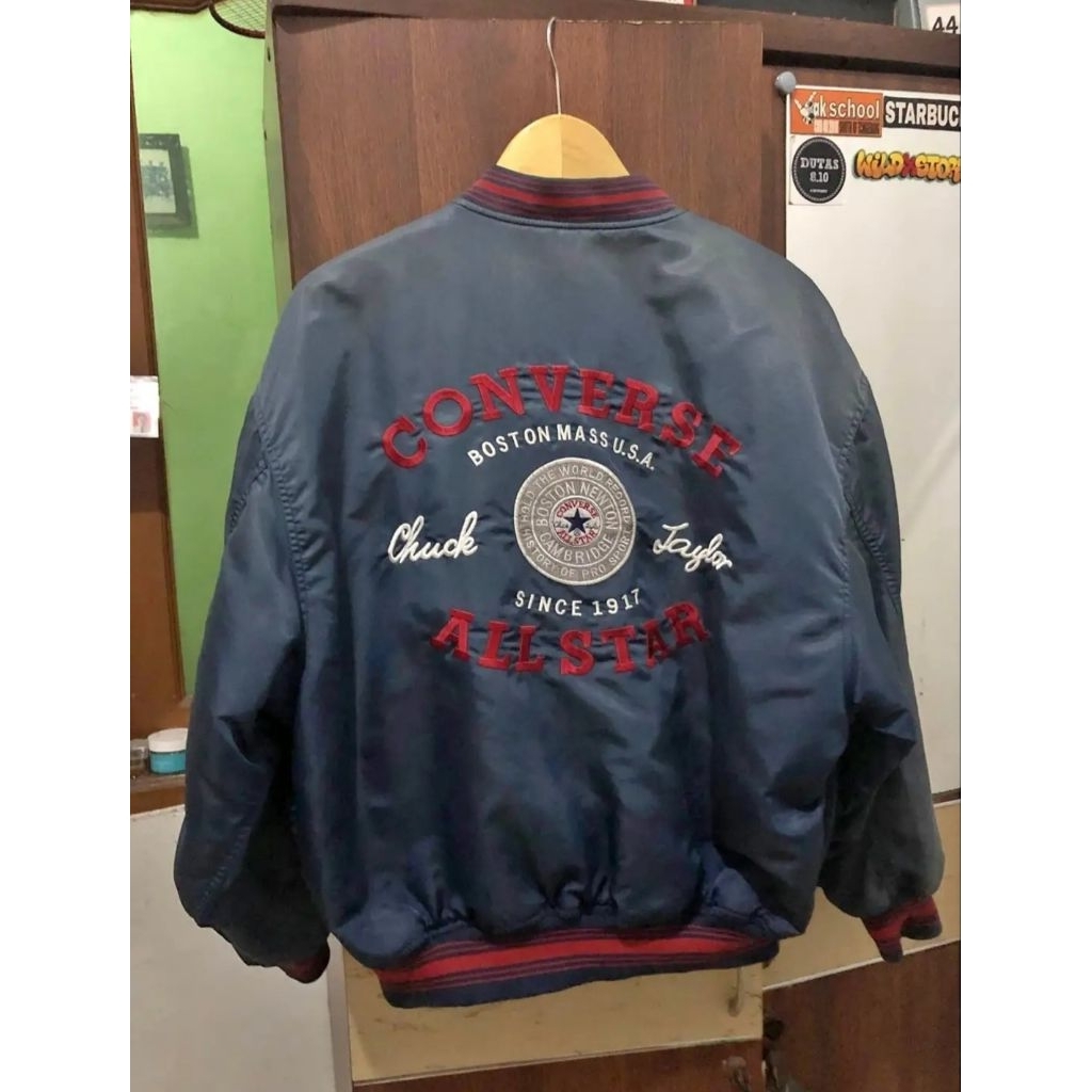 Varsity Converse Vintage