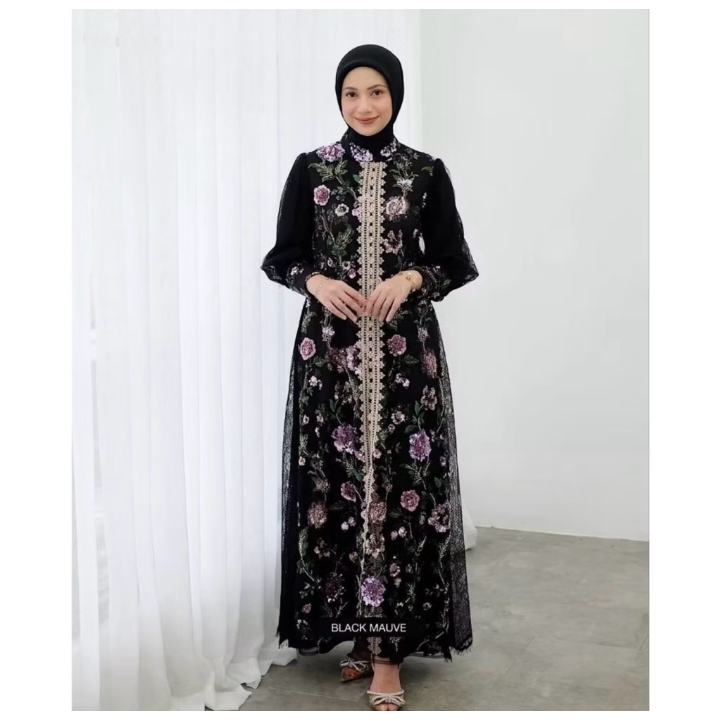 Sarah The Label Sale | Nadine Dress | Black Mauve | Size S