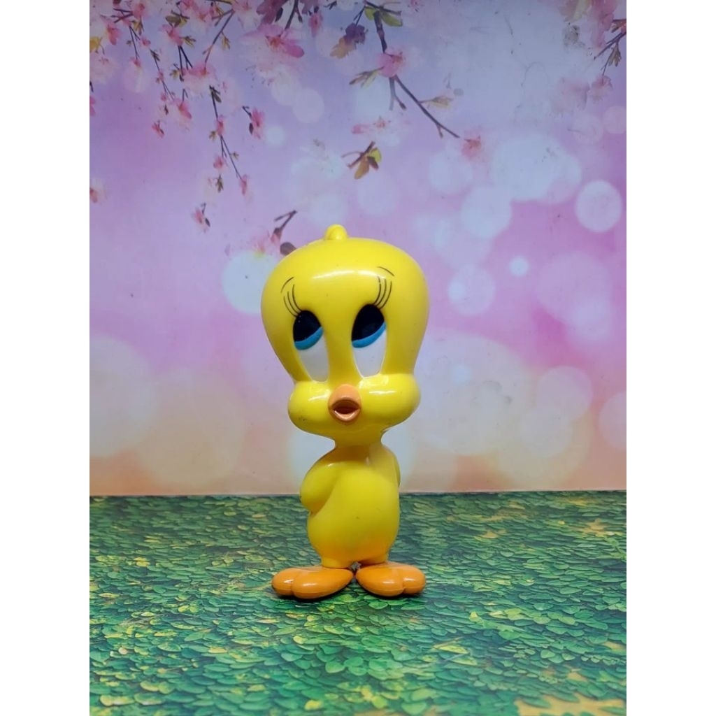 Tweety looney tones pvc no brand figure preloved