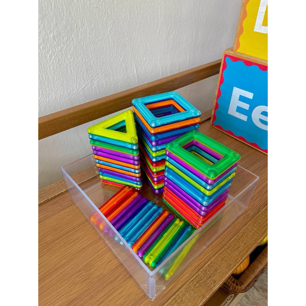 magnet tiles