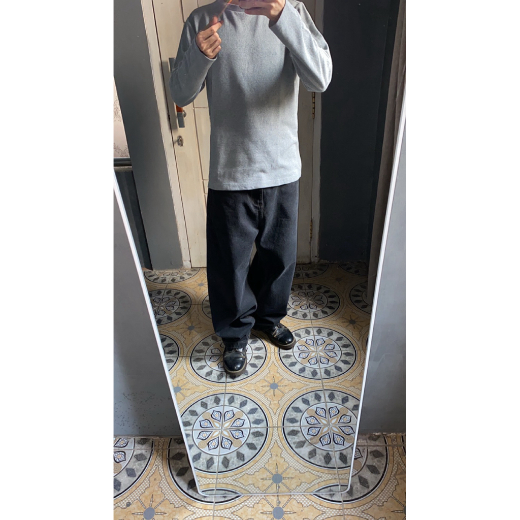 AND Z By ZIOZIA Premium Fine Knit Crewneck Sweater.